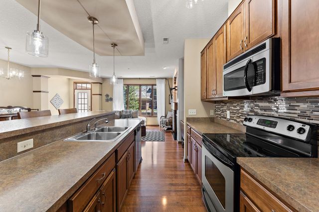 12449 Flanders Court NE G, Blaine, MN 55449