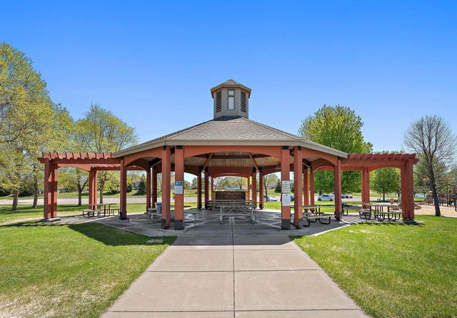 12449 Flanders Court NE G, Blaine, MN 55449