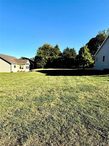 75 Butterfield Drive, Farmington, MO 63640