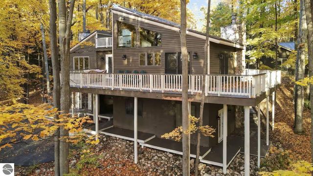 6211 Eagles Nest Court, Bellaire, MI 49615