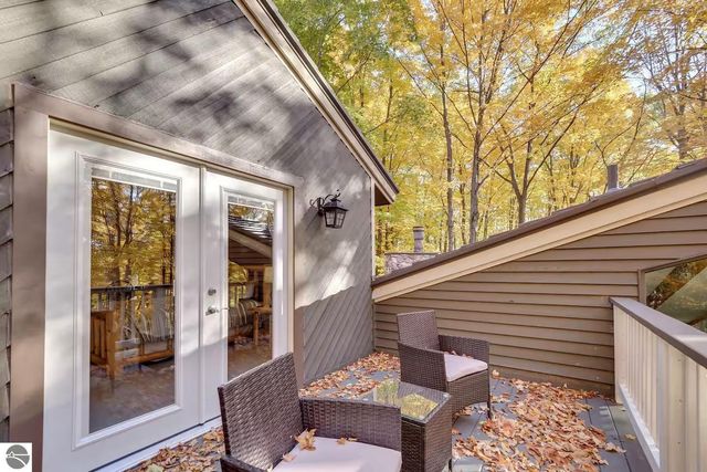 6211 Eagles Nest Court, Bellaire, MI 49615