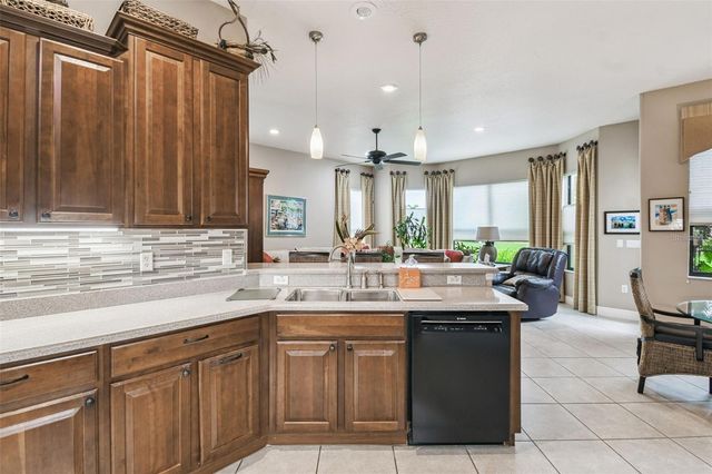 861 BELLA VIANA ROAD, Kissimmee, FL 34759