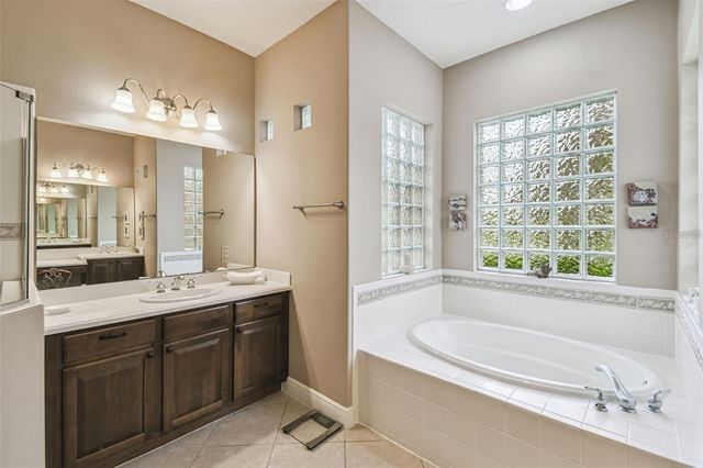 861 BELLA VIANA ROAD, Kissimmee, FL 34759