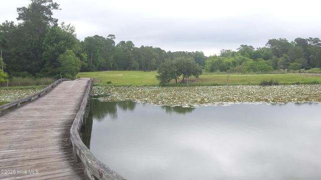 749 Loblolly Drive SW, Shallotte, NC 28470