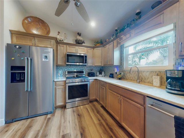 737 PINE SHORES CIRCLE, New Smyrna Beach, FL 32168