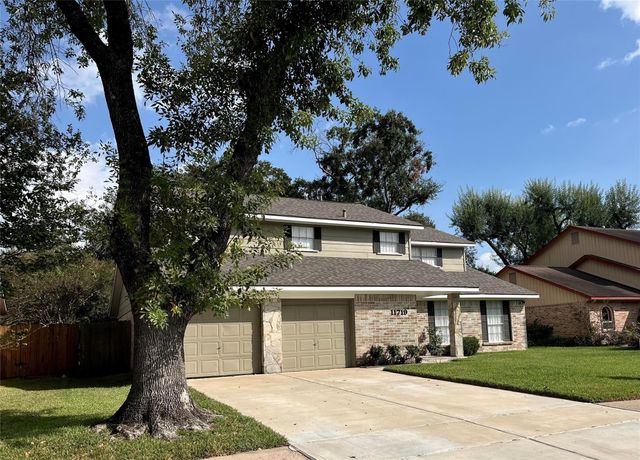 11719 Cedar Form Lane, Meadows Place, TX 77477