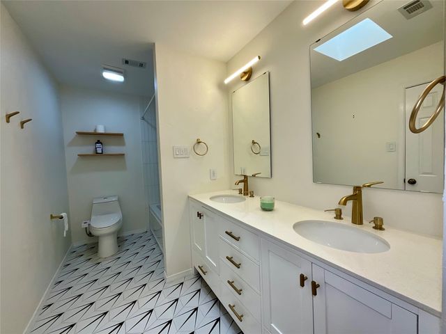 3705 Cobblestone Court, Bedford, TX 76021