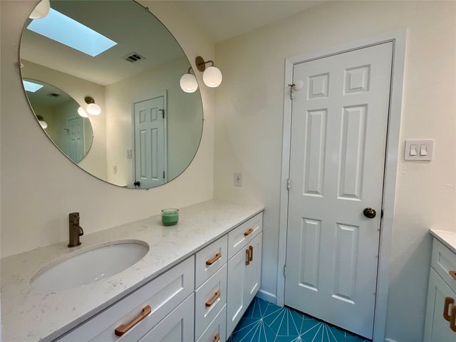 3705 Cobblestone Court, Bedford, TX 76021