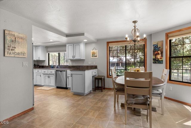 4809 E Evans Creek Road, Rogue River, OR 97537