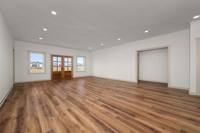 6245 McMinnville Hwy, Smithville, TN 37166