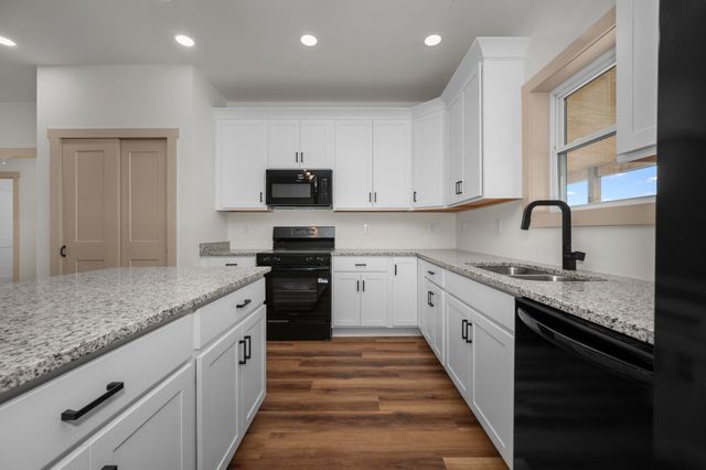 6245 McMinnville Hwy, Smithville, TN 37166