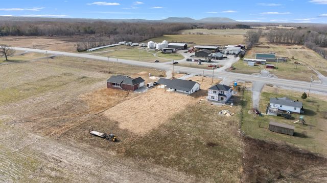 6245 McMinnville Hwy, Smithville, TN 37166