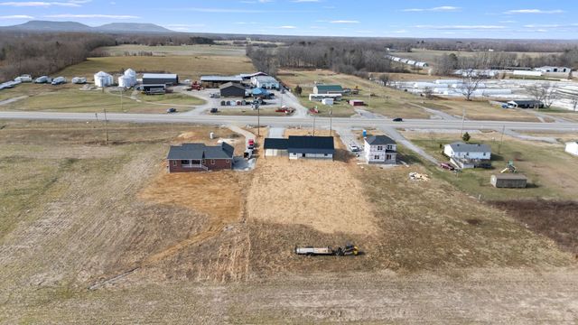 6245 McMinnville Hwy, Smithville, TN 37166