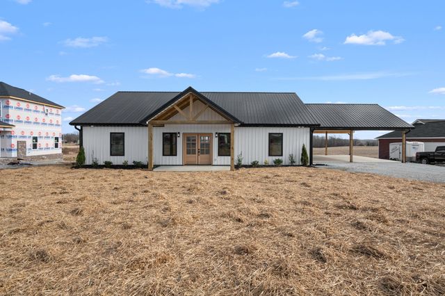 6245 McMinnville Hwy, Smithville, TN 37166