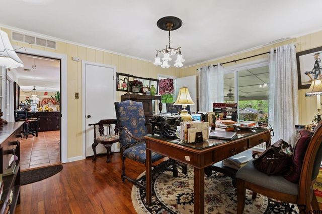 910 E Barbara, Tyler, TX 75701