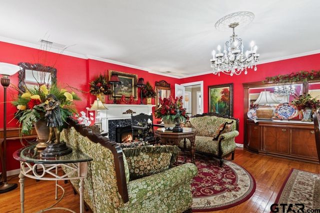910 E Barbara, Tyler, TX 75701