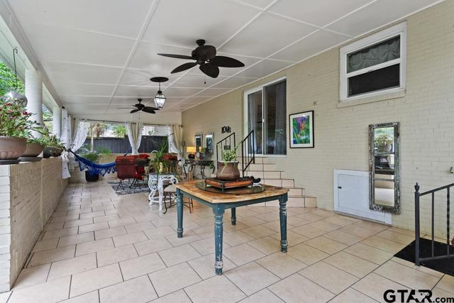 910 E Barbara, Tyler, TX 75701
