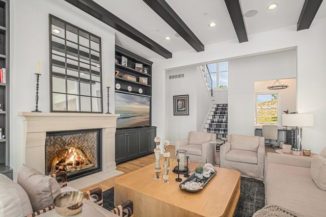 6736 Saugatuck Beach Road, Saugatuck, MI 49453