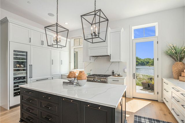 6736 Saugatuck Beach Road, Saugatuck, MI 49453