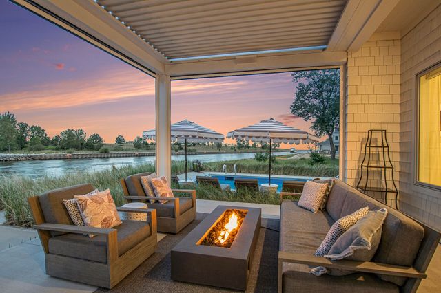 6736 Saugatuck Beach Road, Saugatuck, MI 49453