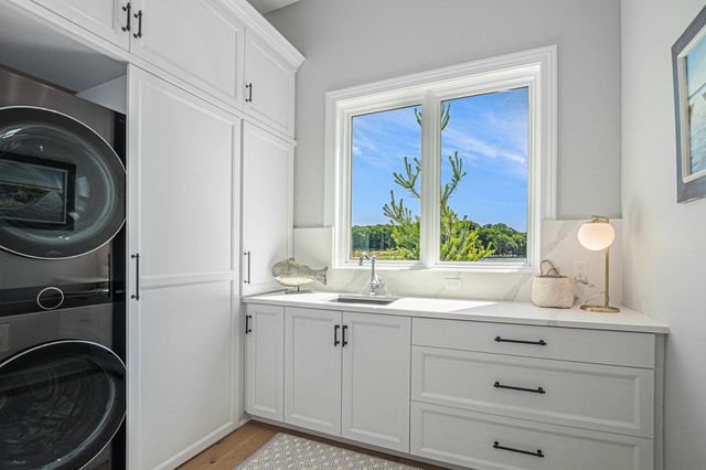 6736 Saugatuck Beach Road, Saugatuck, MI 49453