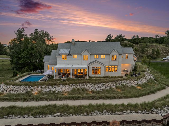 6736 Saugatuck Beach Road, Saugatuck, MI 49453