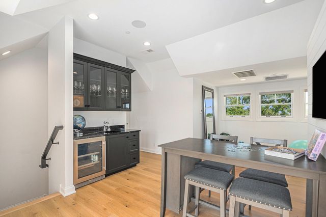 6736 Saugatuck Beach Road, Saugatuck, MI 49453