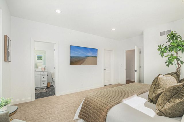 6736 Saugatuck Beach Road, Saugatuck, MI 49453