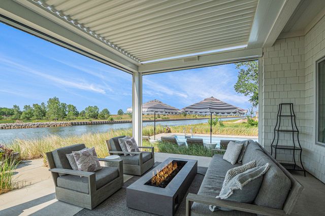 6736 Saugatuck Beach Road, Saugatuck, MI 49453