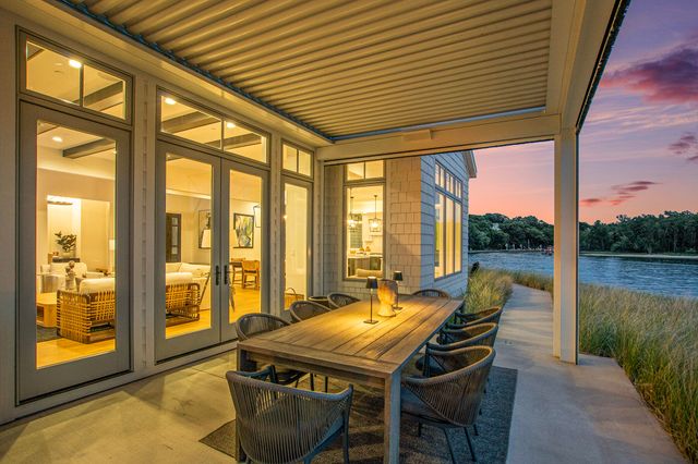 6736 Saugatuck Beach Road, Saugatuck, MI 49453