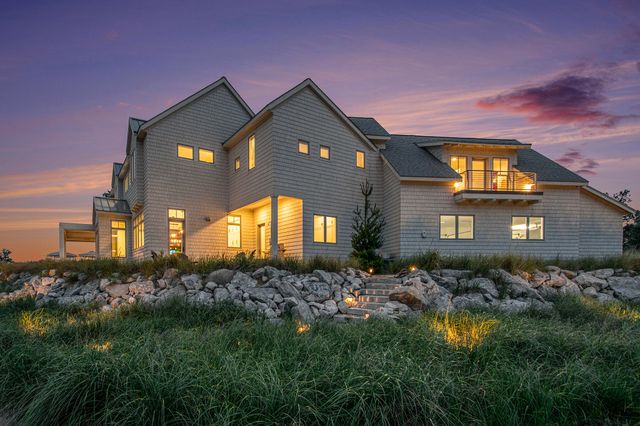 6736 Saugatuck Beach Road, Saugatuck, MI 49453