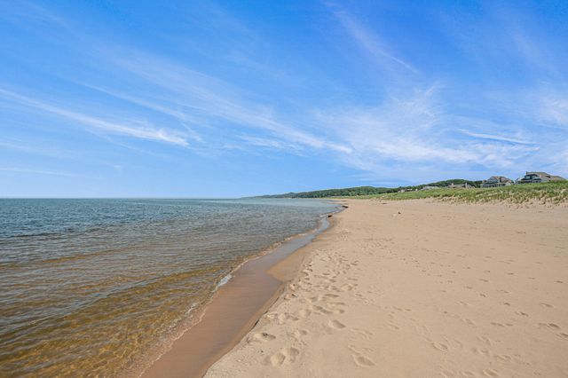 6736 Saugatuck Beach Road, Saugatuck, MI 49453