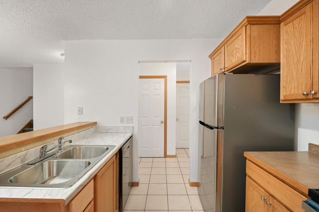 6127 32nd Avenue N, Crystal, MN 55422