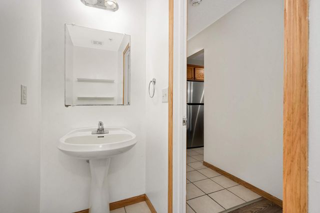 6127 32nd Avenue N, Crystal, MN 55422