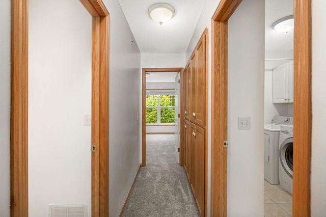 6127 32nd Avenue N, Crystal, MN 55422