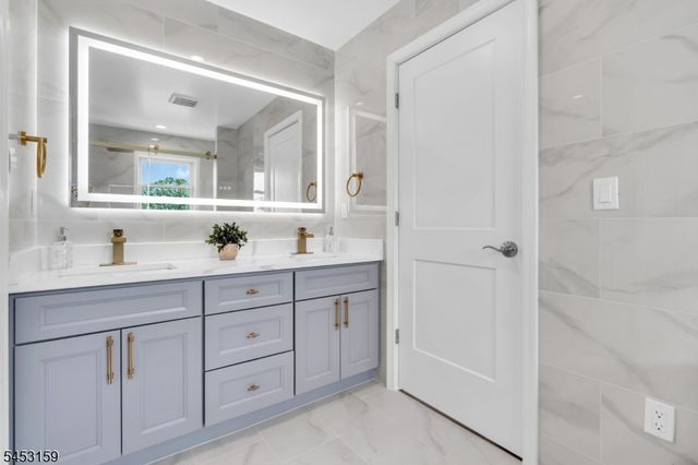 1395 Washington Valley Rd, Bridgewater Twp., NJ 08807