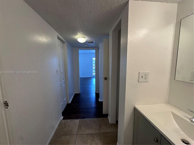 4848 NW 24th Court 412, Lauderdale Lakes, FL 33313
