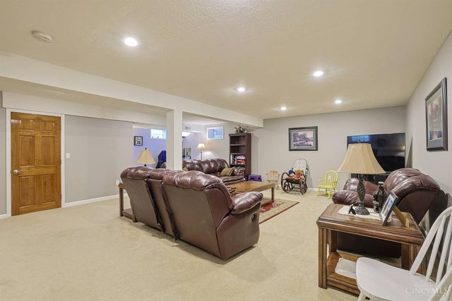 6559 Karincrest Drive, Liberty Twp, OH 45044