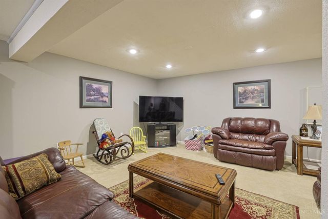 6559 Karincrest Drive, Liberty Twp, OH 45044