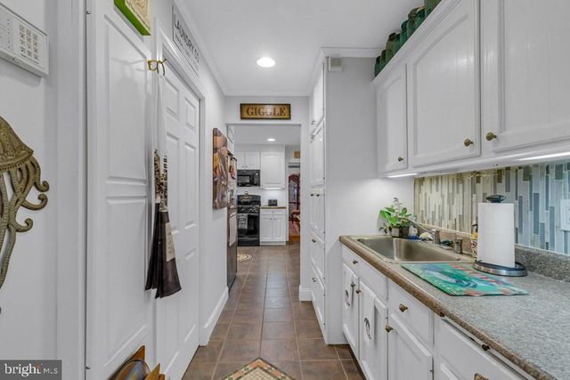 405 COURTNEY LN, Callao, VA 22435
