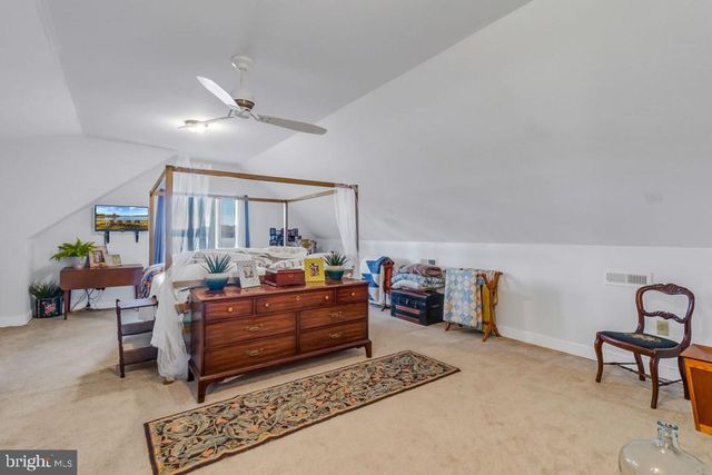 405 COURTNEY LN, Callao, VA 22435