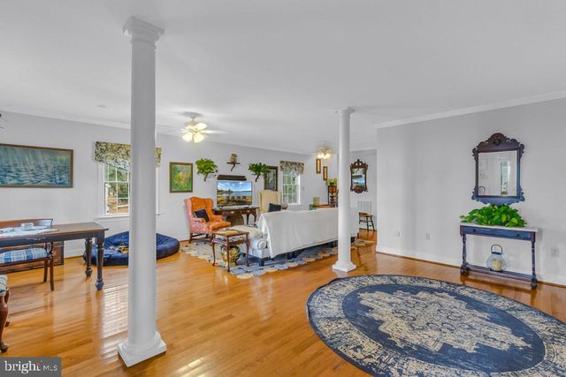 405 COURTNEY LN, Callao, VA 22435