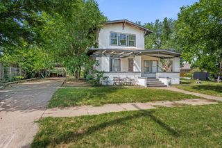 300 E 4th Street, Clarendon, TX 79226