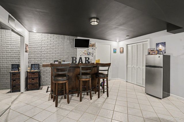 2977 Oaklawn Park, Saginaw, MI 48603