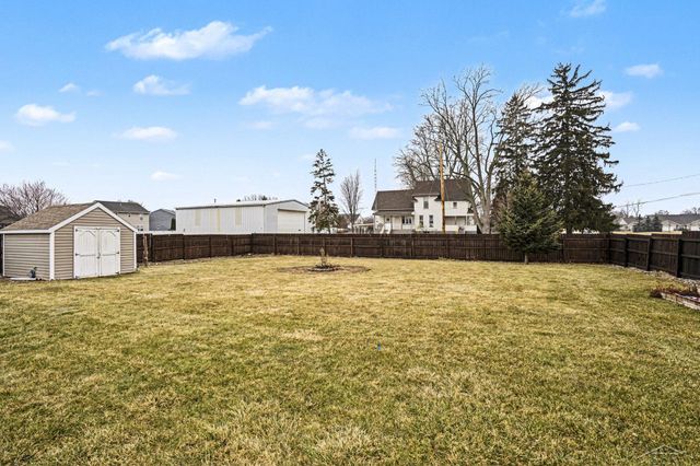 2977 Oaklawn Park, Saginaw, MI 48603