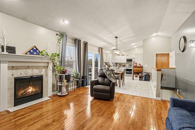 2977 Oaklawn Park, Saginaw, MI 48603