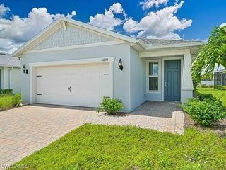42218 Edgewater DR, Punta Gorda, FL 33982