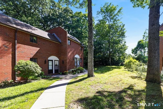 550 Darling Street 5H, Southington, CT 06489