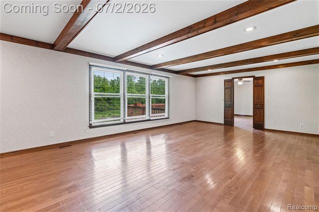 1225 Old Timber Trail, Flint, MI 48532