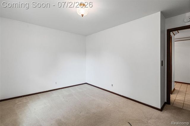 1225 Old Timber Trail, Flint, MI 48532
